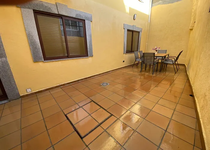 Turistico Hugo De Pilar